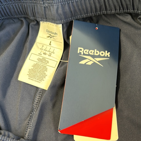 Reebok Training Shorts - Picture 5 of 5